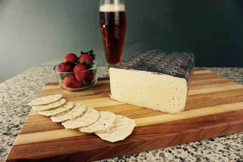 Beer Kaese Aged Brick
